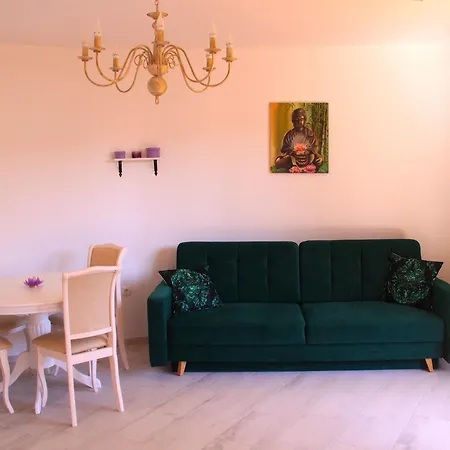 Holiday home Glamping Bionic Healing Village *