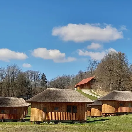 Glamping Bionic Healing Village * Slovenska Bistrica